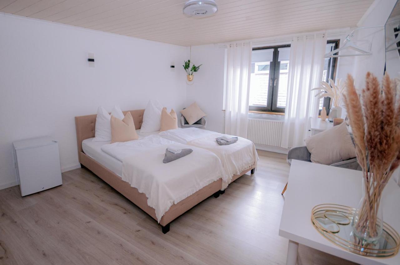 Haiger Motel Kalos מראה חיצוני תמונה