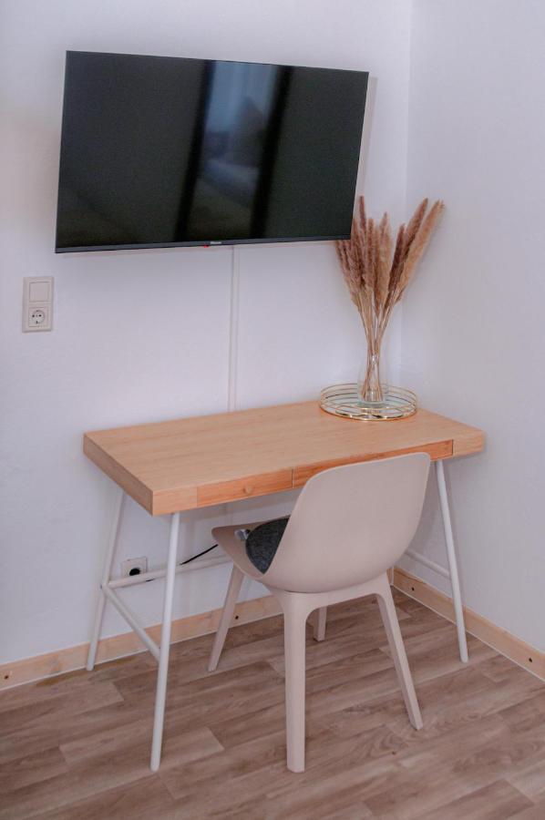 Haiger Motel Kalos מראה חיצוני תמונה