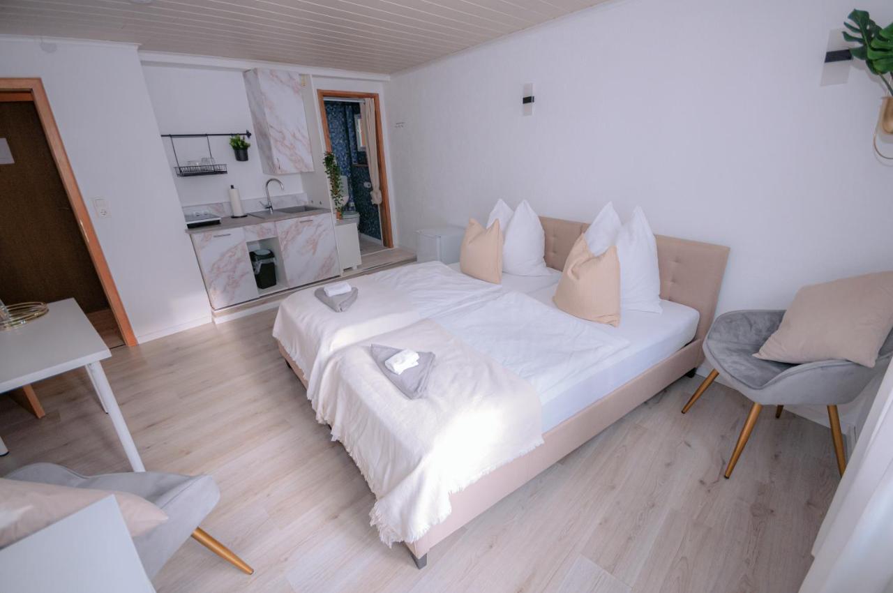 Haiger Motel Kalos מראה חיצוני תמונה
