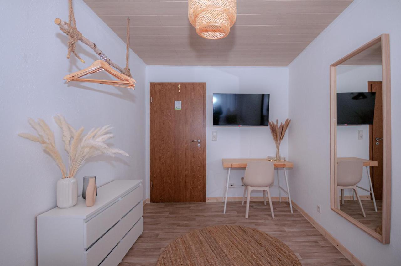 Haiger Motel Kalos מראה חיצוני תמונה
